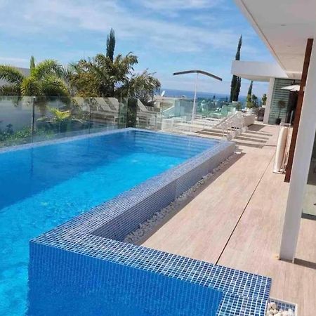 Luxury Villa Rebeka - Heated Pool And Jacuzzi 阿德耶 外观 照片