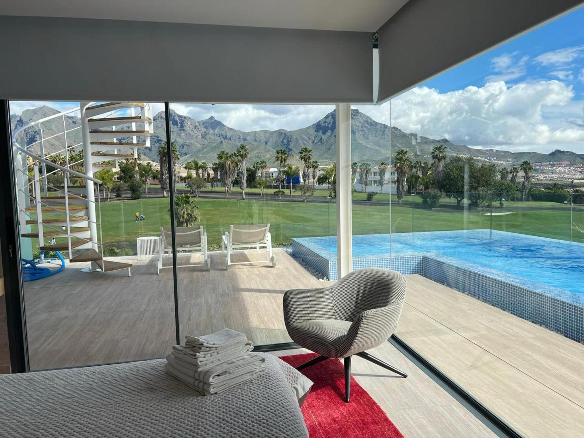Luxury Villa Rebeka - Heated Pool And Jacuzzi 阿德耶 外观 照片